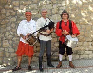 TRIFULGUES AL CARRER